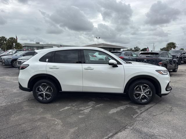 used 2025 Honda HR-V car, priced at $33,274