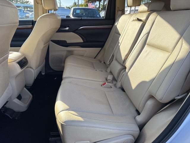 used 2018 Toyota Highlander car, priced at $20,188
