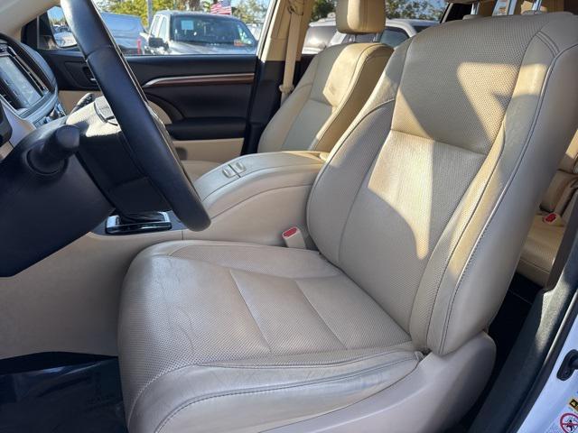 used 2018 Toyota Highlander car, priced at $20,188