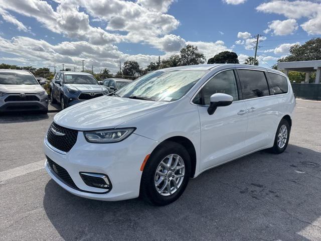 used 2023 Chrysler Pacifica car, priced at $22,039