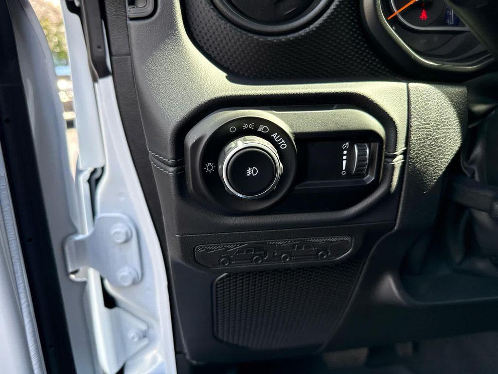 new 2025 Jeep Wrangler car, priced at $97,985