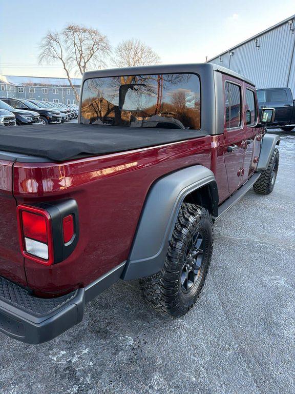 used 2022 Jeep Gladiator car, priced at $32,416