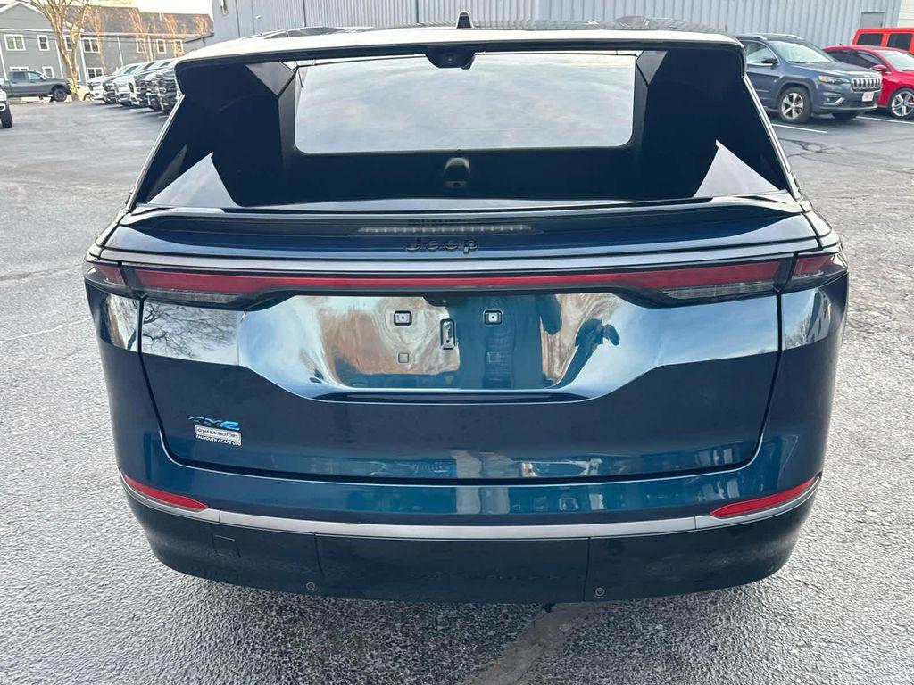 used 2024 Jeep Wagoneer S car, priced at $38,519