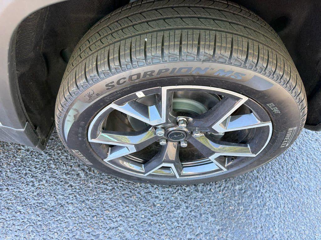 new 2026 Jeep Cherokee car, priced at $44,649