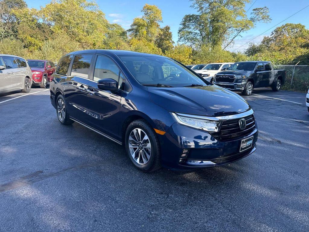 2022 Obsidian Blue Pearl Honda Odyssey
