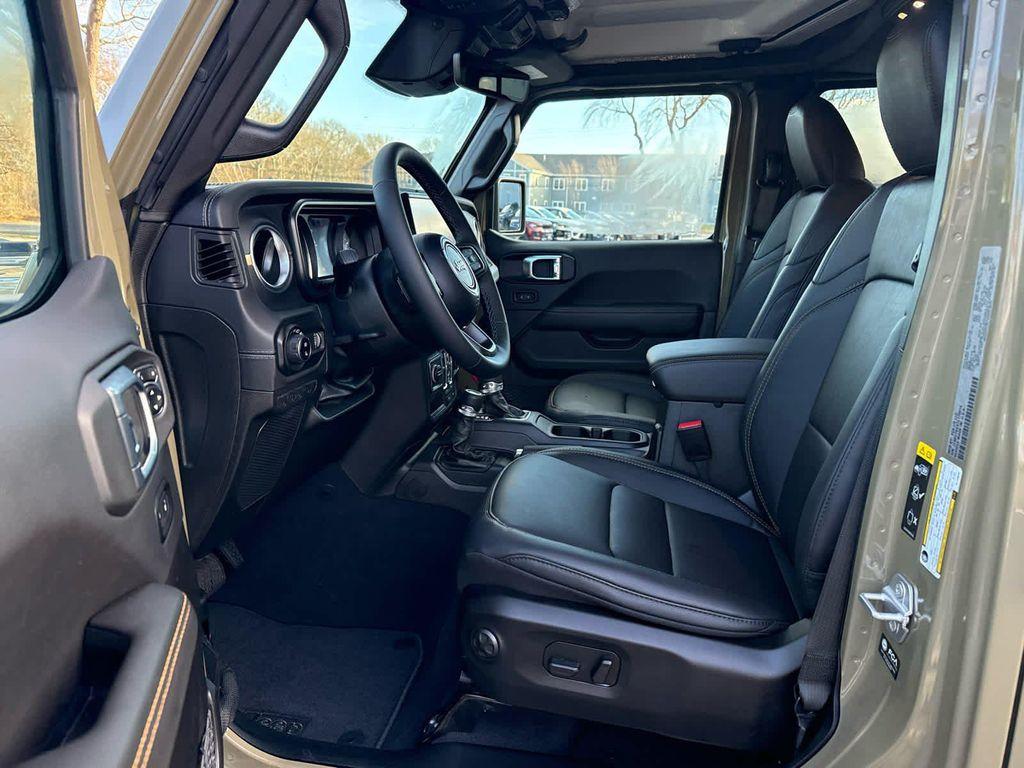 new 2026 Jeep Gladiator car, priced at $49,737