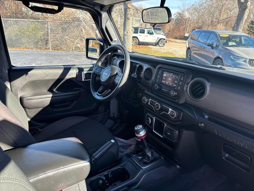 used 2021 Jeep Wrangler Unlimited car, priced at $26,932