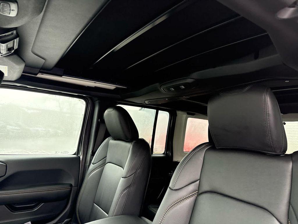 new 2026 Jeep Wrangler car, priced at $55,086