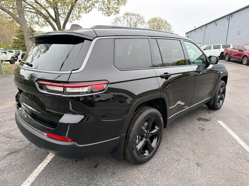 new 2026 Jeep Grand Cherokee L car, priced at $49,632