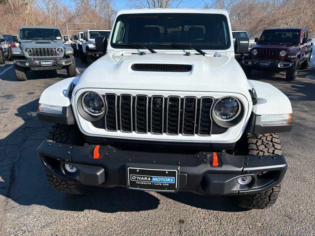 new 2026 Jeep Gladiator car, priced at $60,205