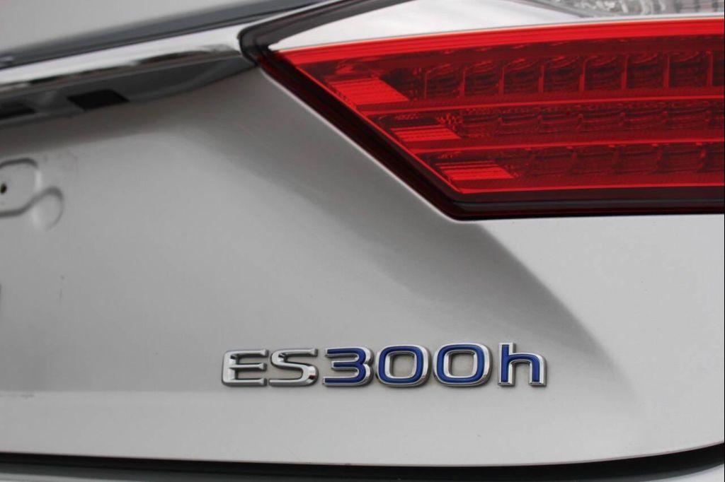 used 2013 Lexus ES 300h car, priced at $16,990