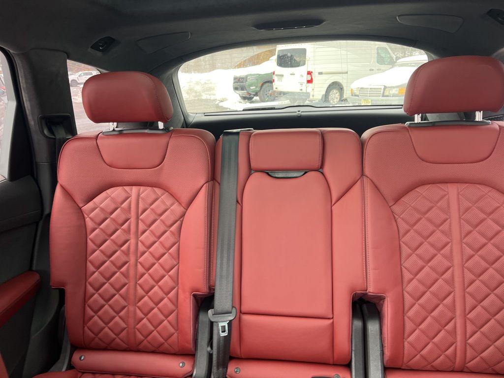 used 2023 Audi SQ7 car, priced at $72,990