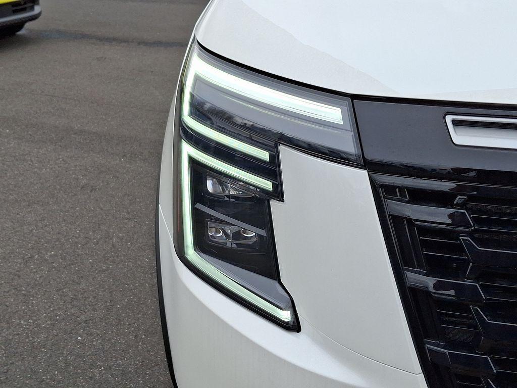 new 2025 Nissan Armada car, priced at $71,329