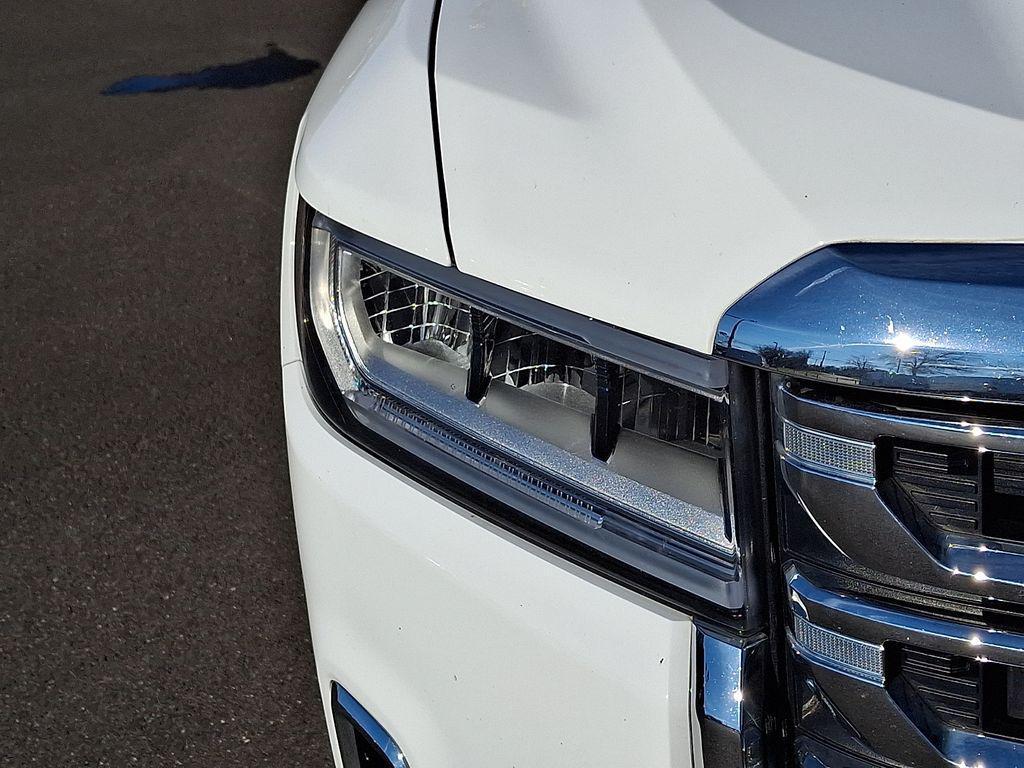 used 2021 GMC Acadia car, priced at $21,909