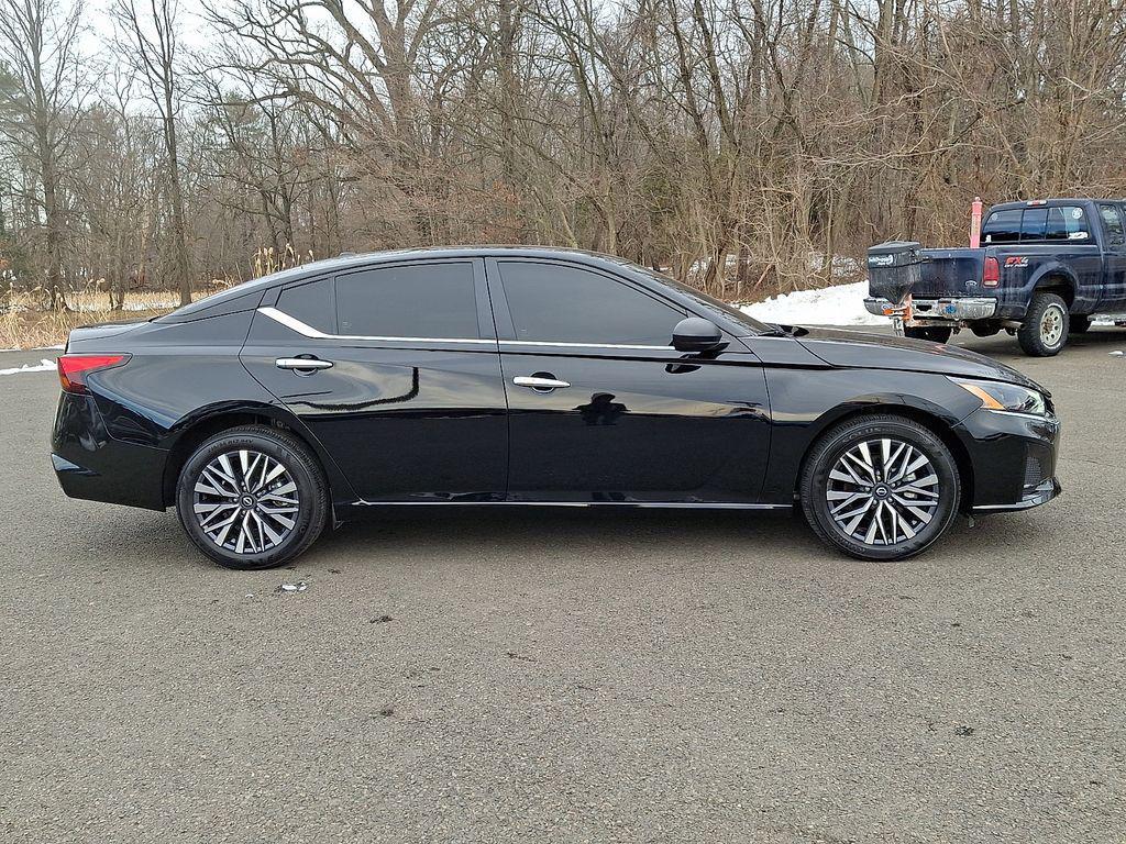 used 2025 Nissan Altima car, priced at $25,699