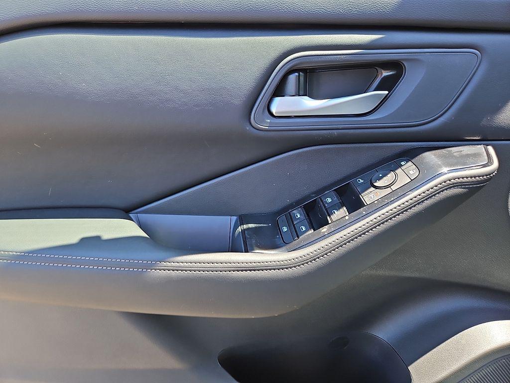 new 2026 Nissan Rogue car, priced at $29,800