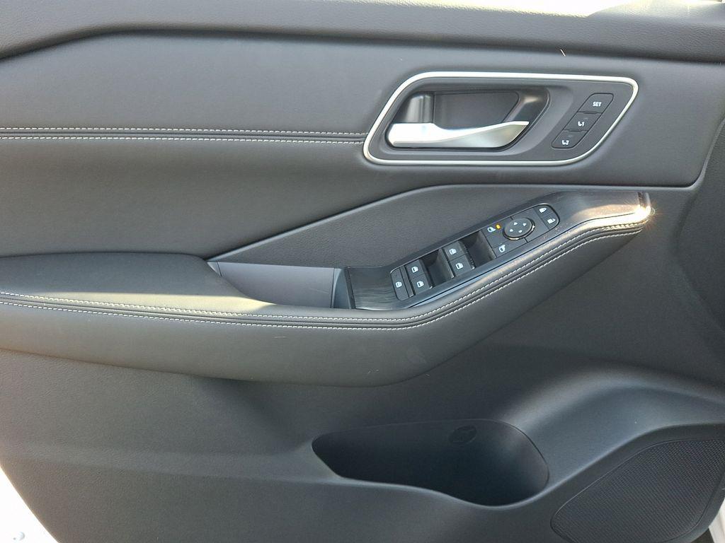 new 2026 Nissan Rogue car, priced at $37,205