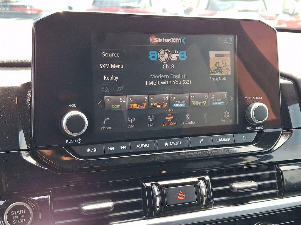 used 2022 Nissan Pathfinder car, priced at $25,333