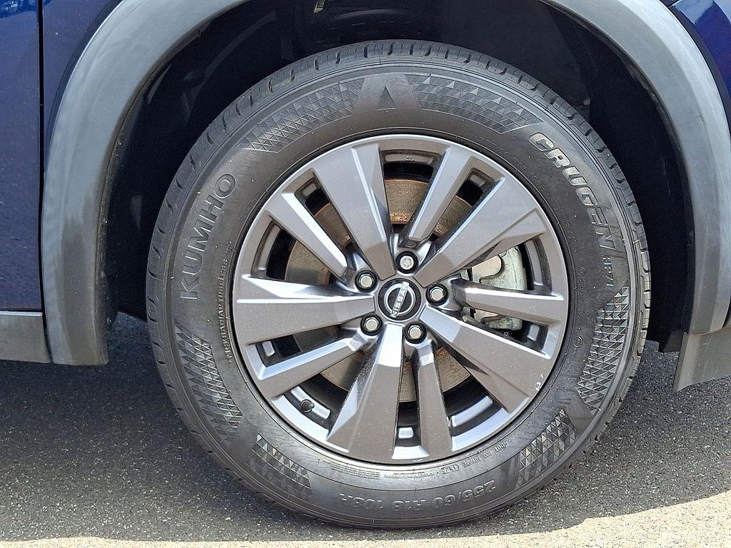 used 2022 Nissan Pathfinder car, priced at $25,333