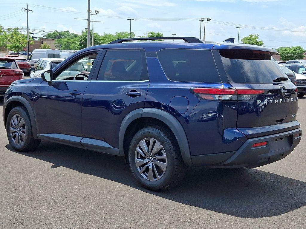 used 2022 Nissan Pathfinder car, priced at $25,333