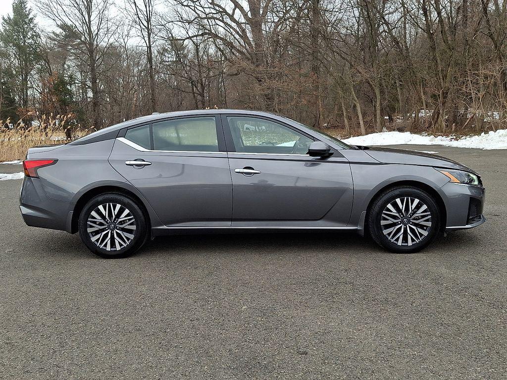used 2024 Nissan Altima car, priced at $25,505