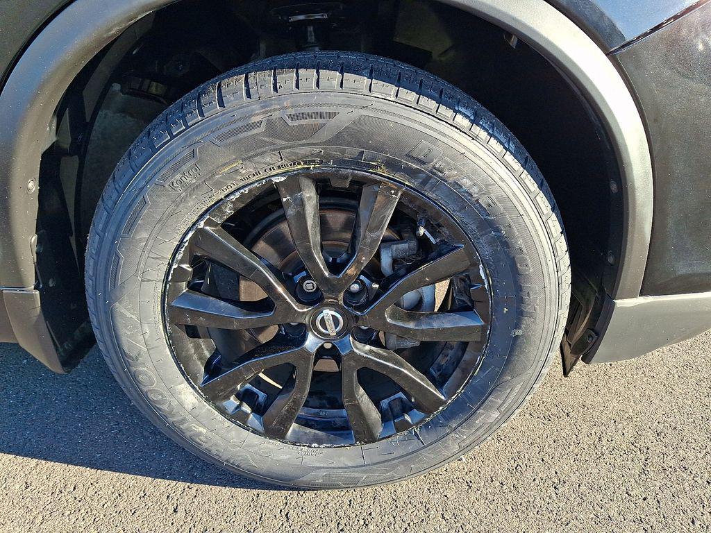 used 2018 Nissan Rogue car, priced at $15,300