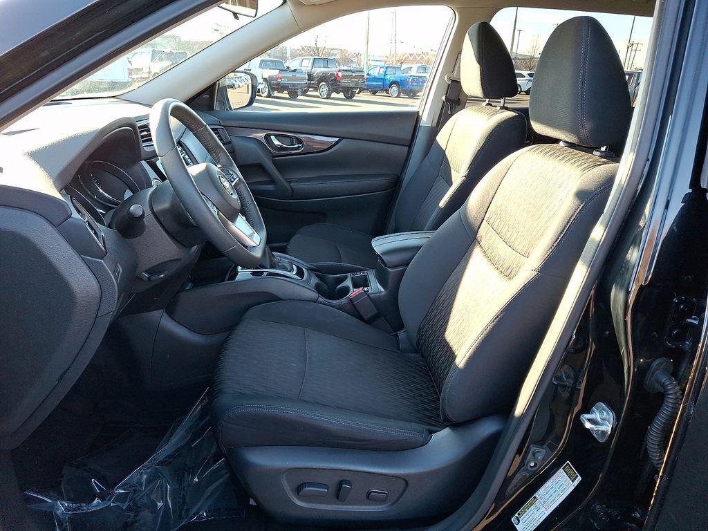 used 2018 Nissan Rogue car, priced at $15,300