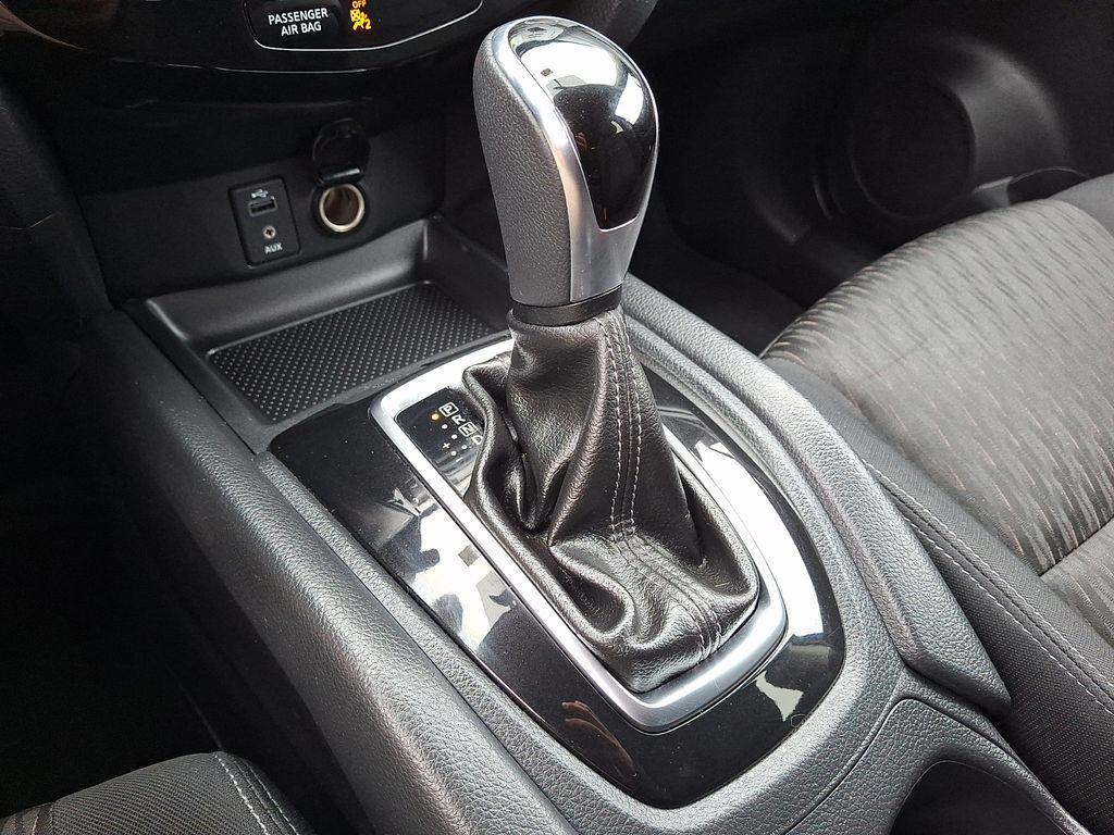 used 2017 Nissan Rogue car, priced at $15,909