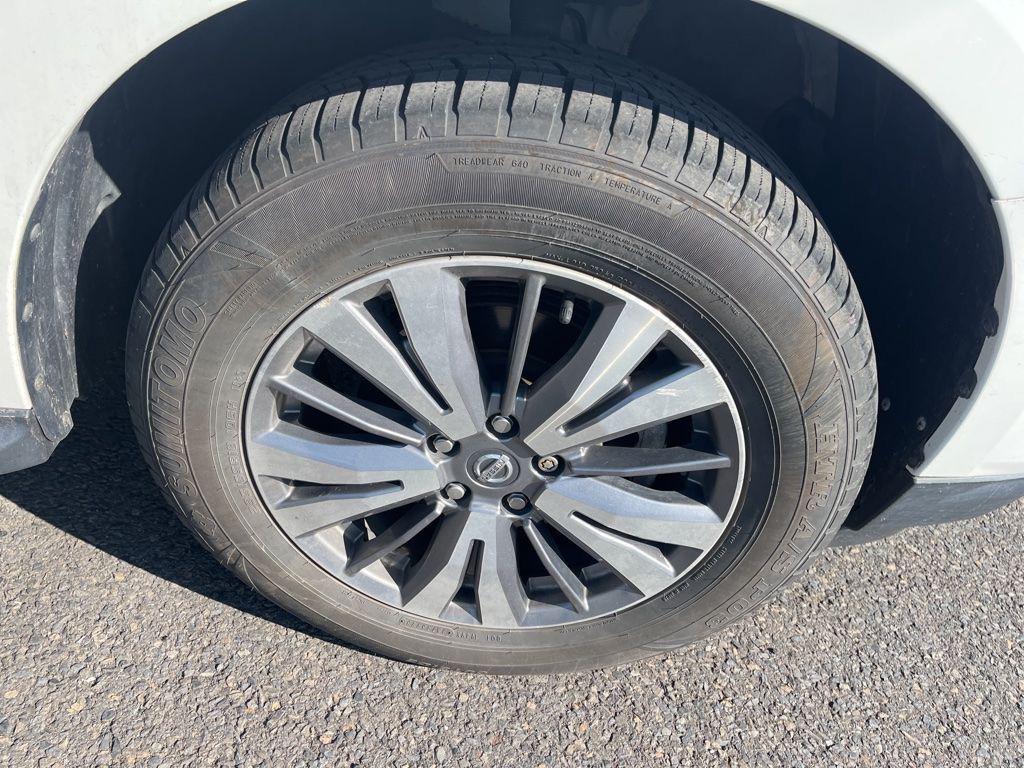 used 2019 Nissan Pathfinder car, priced at $17,000