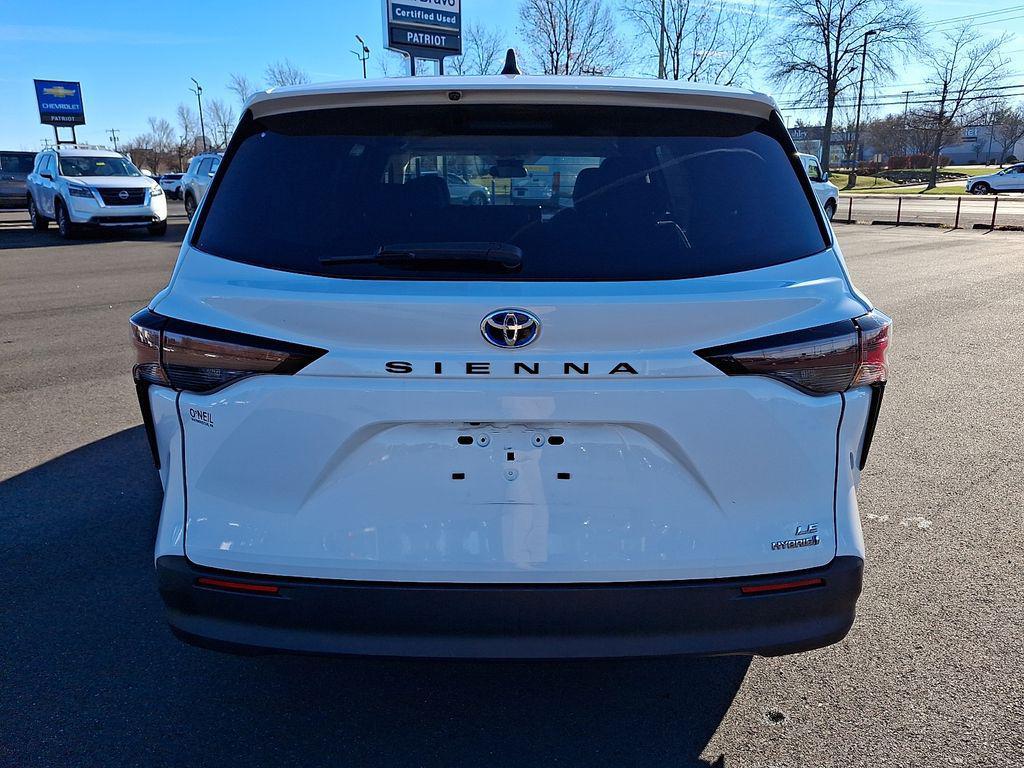 used 2023 Toyota Sienna car, priced at $33,200