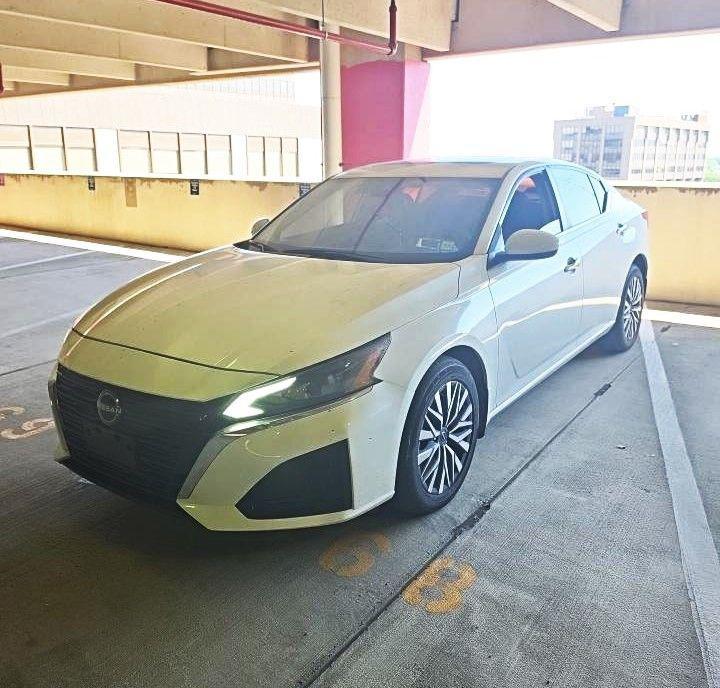 used 2023 Nissan Altima car, priced at $25,389