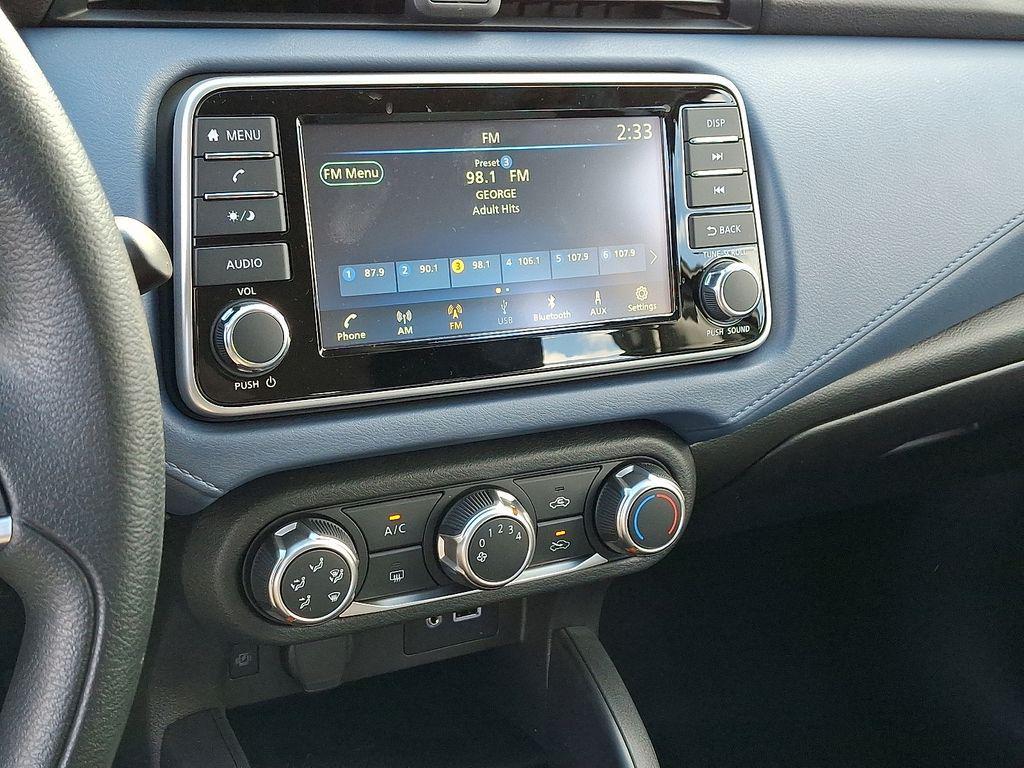 new 2025 Nissan Versa car, priced at $21,292