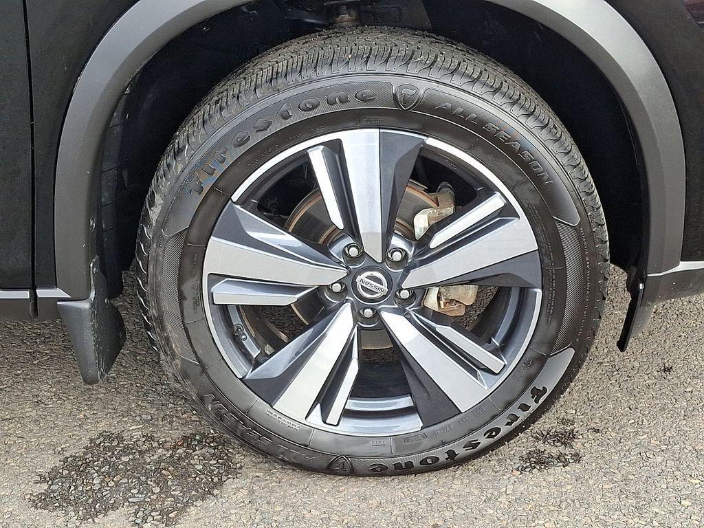 used 2021 Nissan Rogue car, priced at $25,919