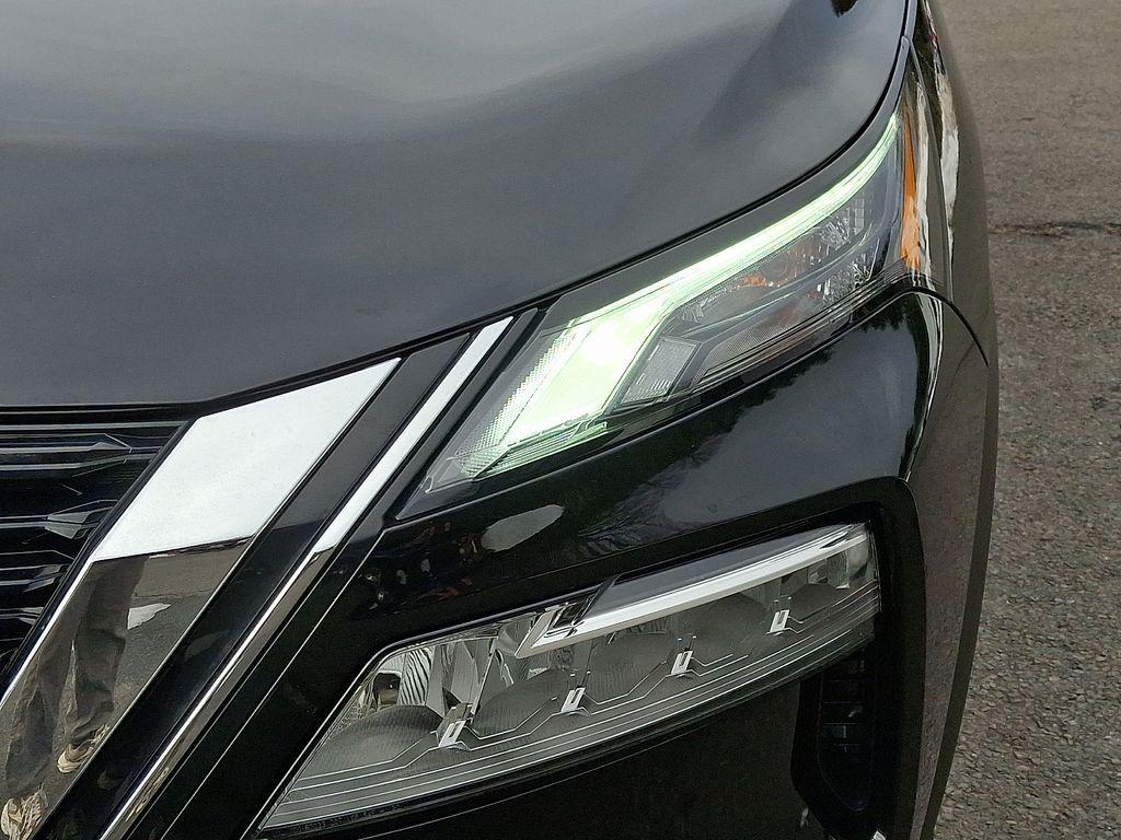 used 2021 Nissan Rogue car, priced at $25,919