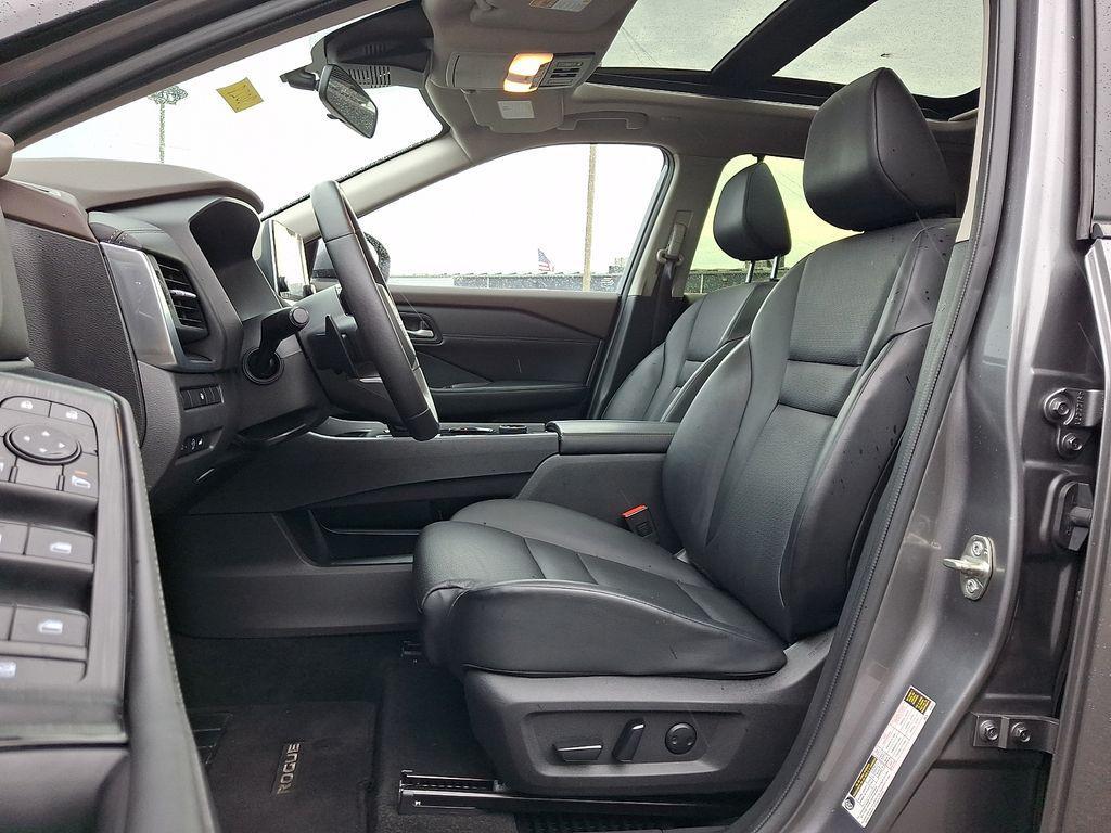 used 2023 Nissan Rogue car, priced at $25,989