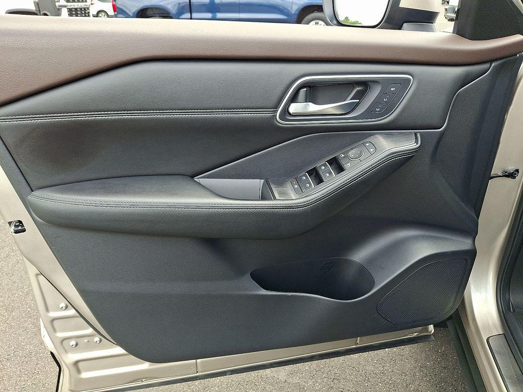 used 2022 Nissan Rogue car, priced at $25,665