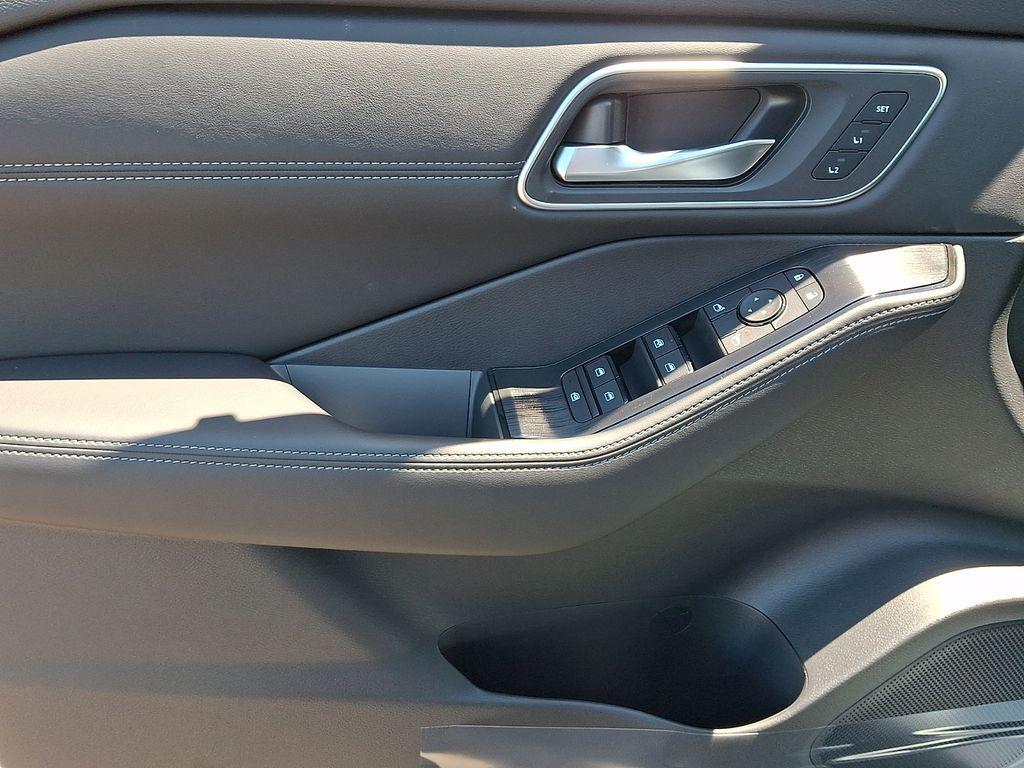 new 2026 Nissan Rogue car, priced at $39,085