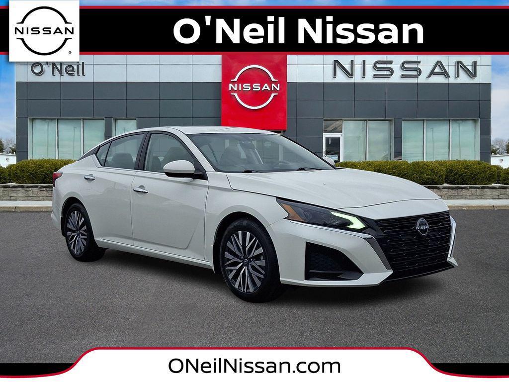 used 2023 Nissan Altima car, priced at $24,475