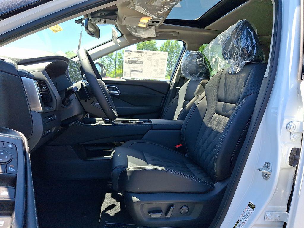 new 2026 Nissan Rogue car, priced at $38,085