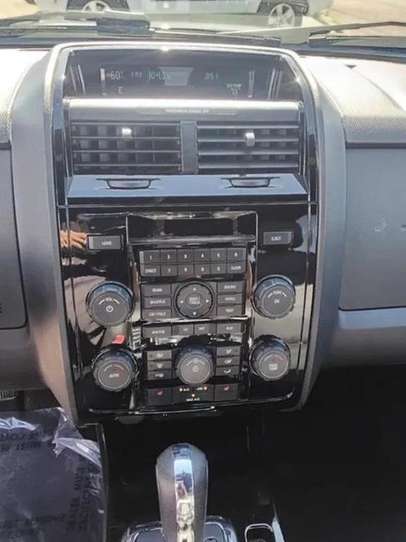 used 2008 Ford Escape car, priced at $3,900