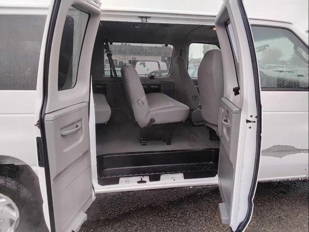 used 2006 Ford E350 Super Duty car, priced at $8,900