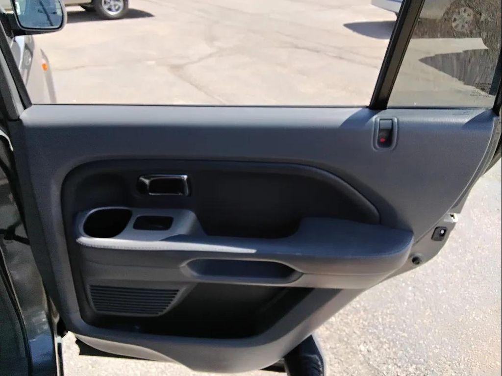 used 2007 Honda Pilot car, priced at $5,900
