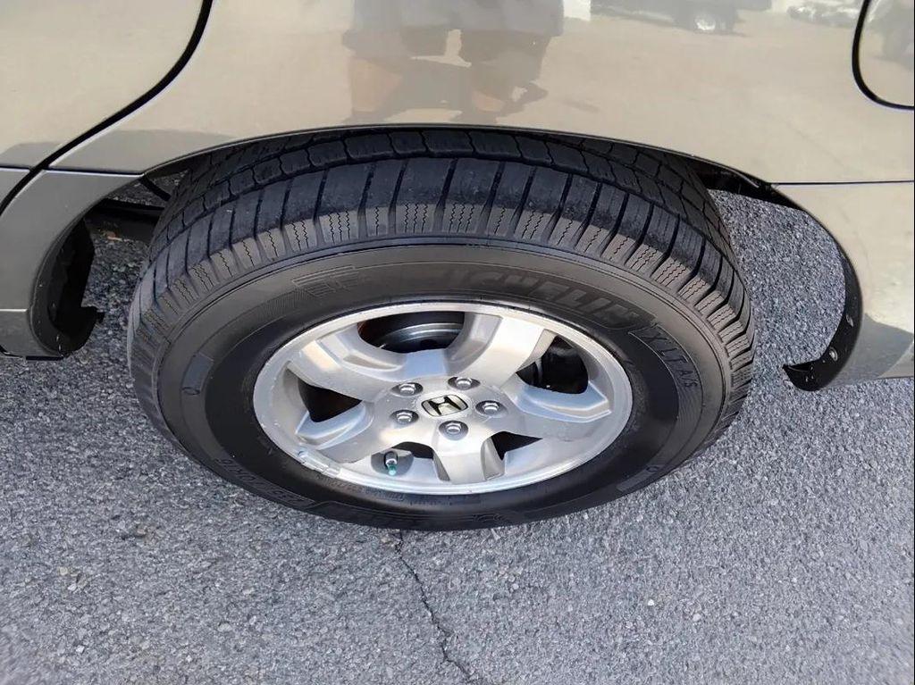 used 2007 Honda Pilot car, priced at $5,900