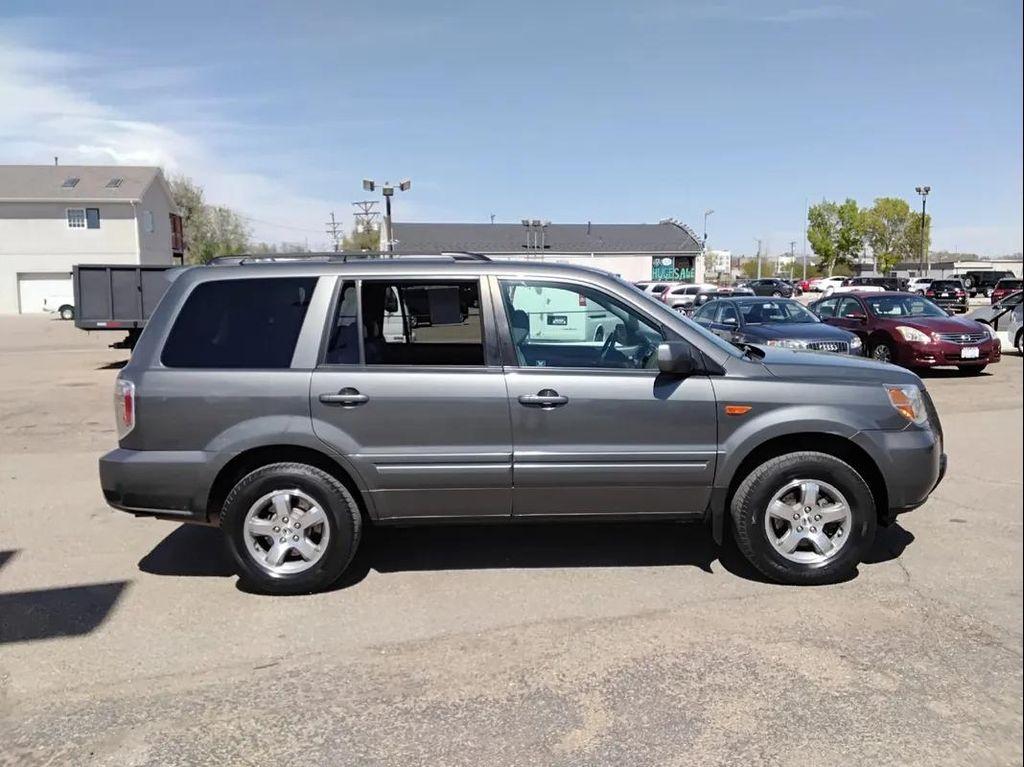 used 2007 Honda Pilot car, priced at $5,900