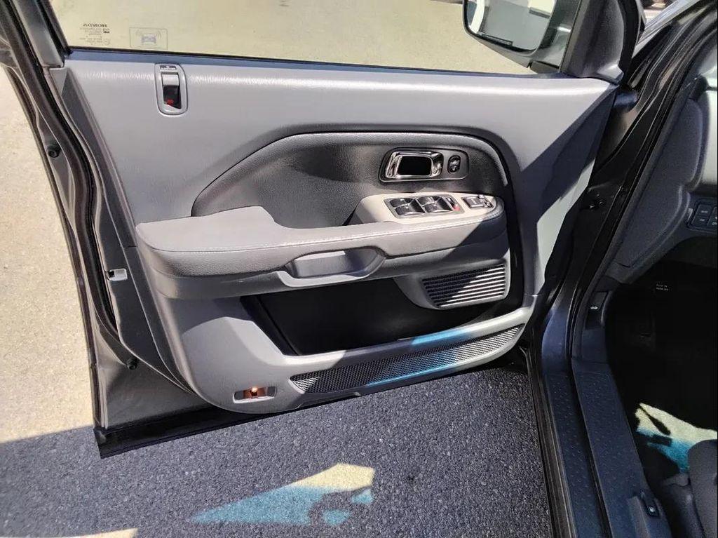 used 2007 Honda Pilot car, priced at $5,900