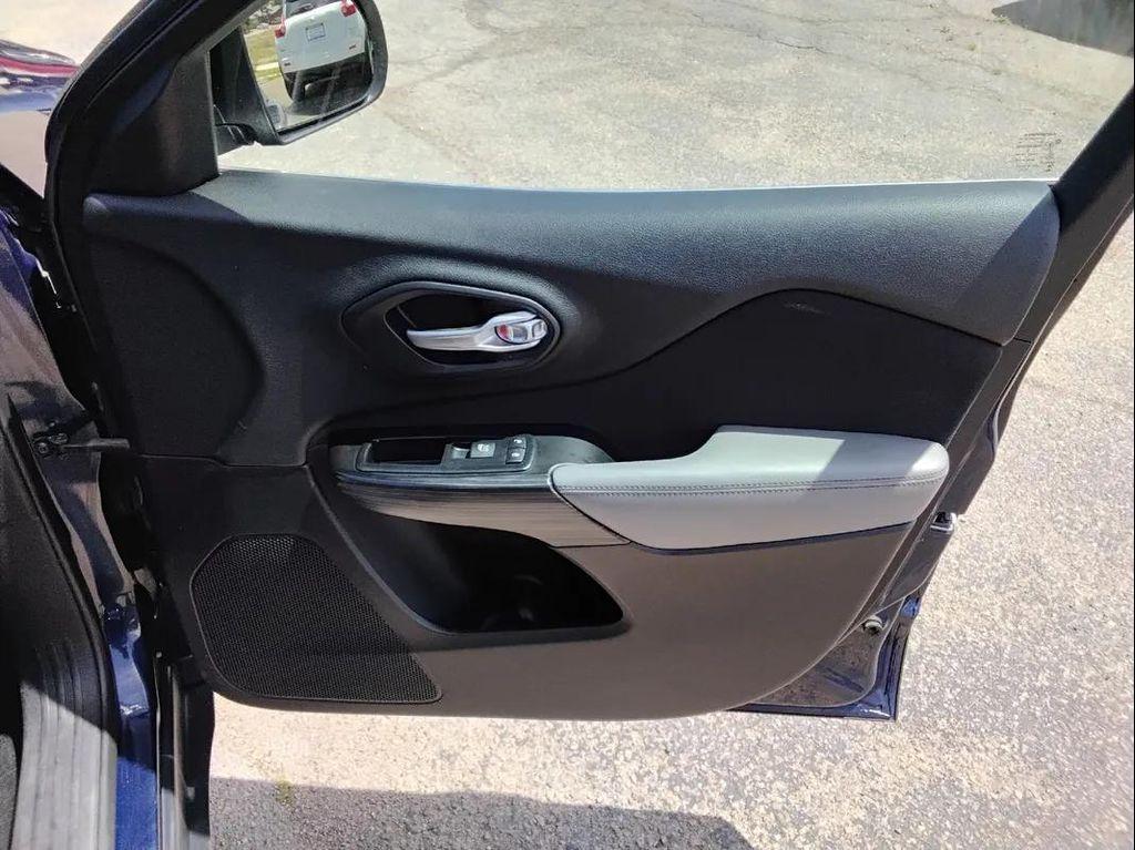 used 2014 Jeep Cherokee car, priced at $9,900