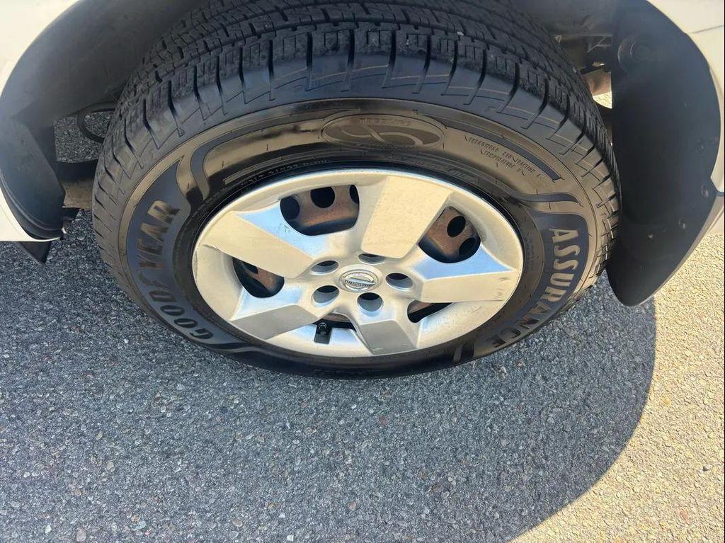 used 2014 Nissan Rogue Select car, priced at $6,900