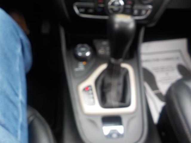 used 2014 Jeep Cherokee car, priced at $11,998