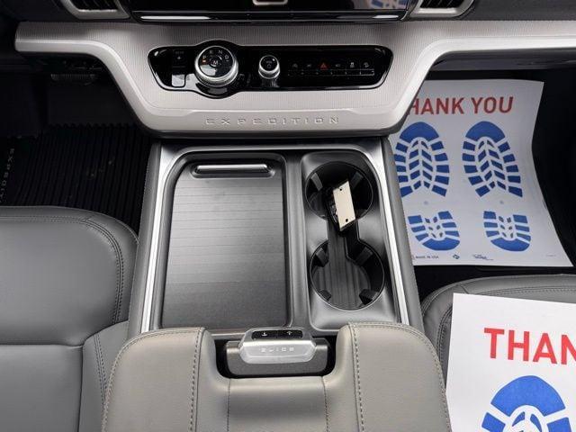 new 2026 Ford Expedition Max car, priced at $76,491