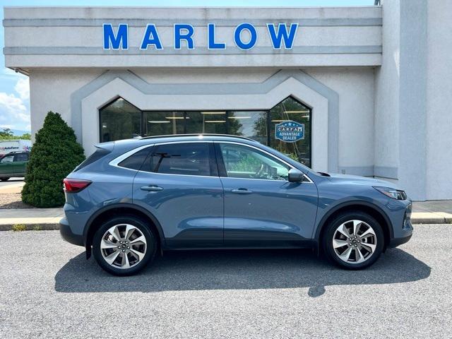 used 2023 Ford Escape car, priced at $28,991